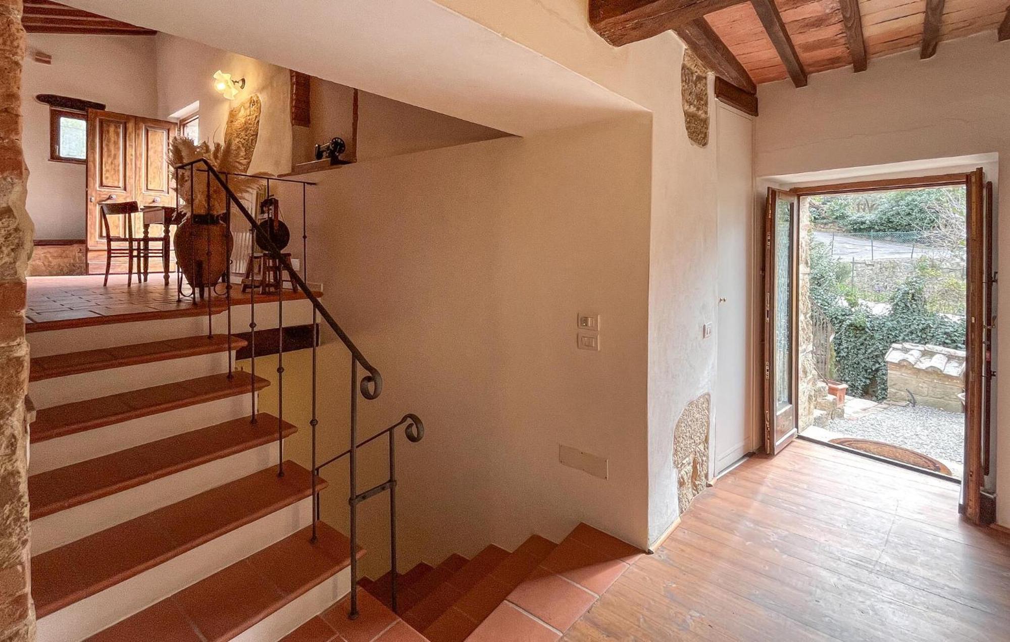 Cozy Apartment In Monticchiello With Wi-Fi Exterior photo